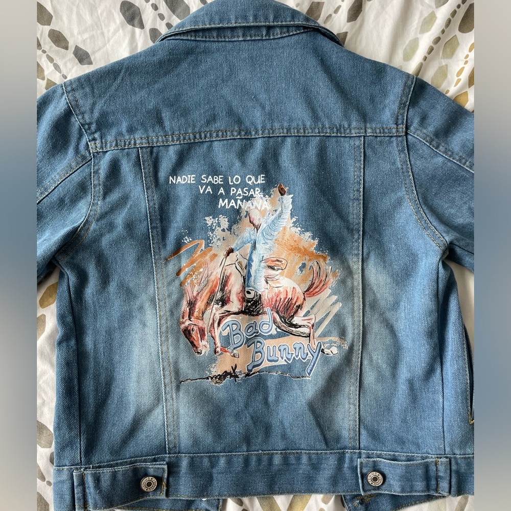 Bad Bunny Denim Jacket - Removable Hood - Nadie Sabe Song